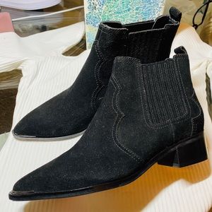 Marc Fisher ankle boots
